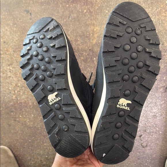 Sorel Winter Boots - Picture 5 of 5